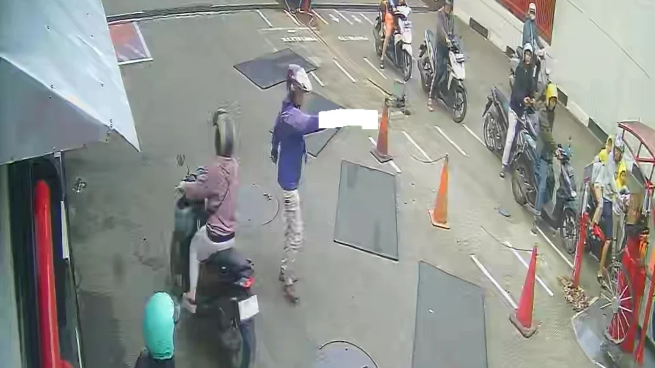 Viral Koboi di Bandung, Serobot Antrean SPBU sambil Todongkan Senpi
