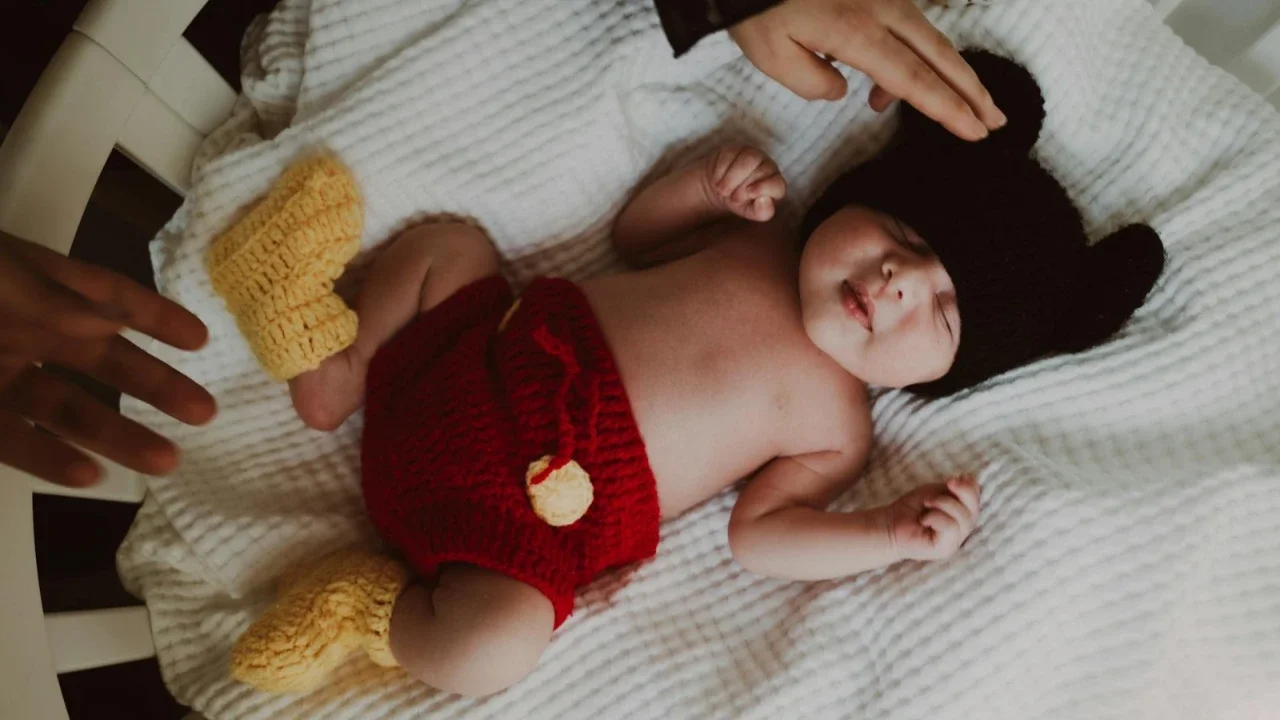 Ilustrasi bayi laki-laki. (Photo by HIGHER VIBRATION from Pexels)