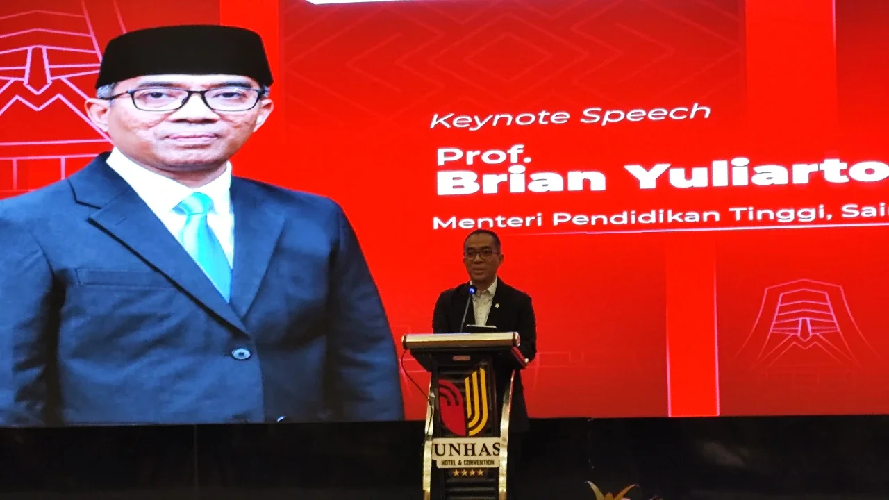 Menteri Pendidikan Tinggi, Sains, dan Teknologi, Brian Yuliarto