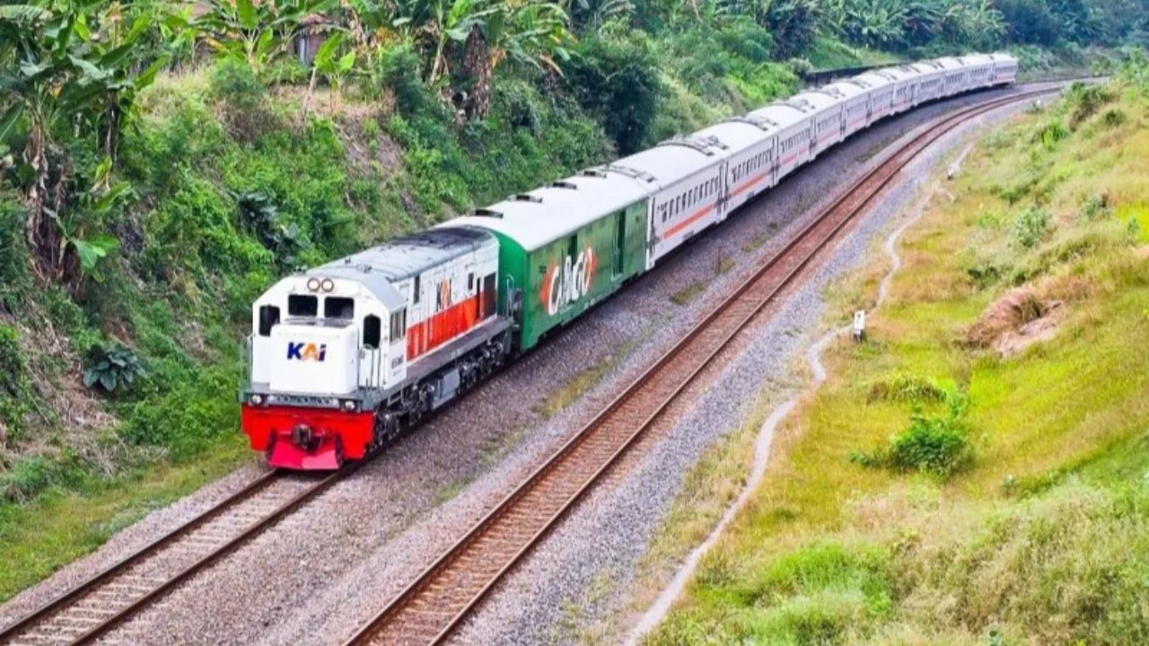 8 Kereta Api dari Gambir dan Pasar Senen Batal Diberangkatkan Hari Ini