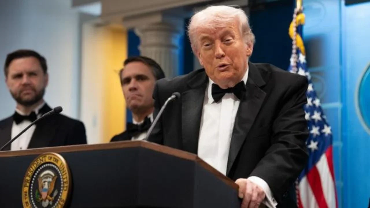 Partai Demokrat AS Pertimbangkan Bakal Gugat Trump soal Perang Iran