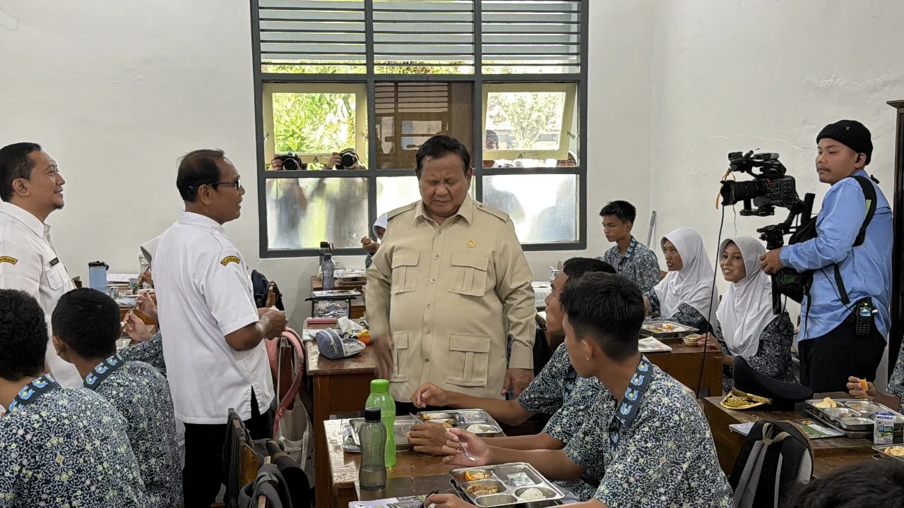 Prabowo: Jangan Jadi Bangsa Rendah Diri, Banyak Negara Belajar MBG ke Kita