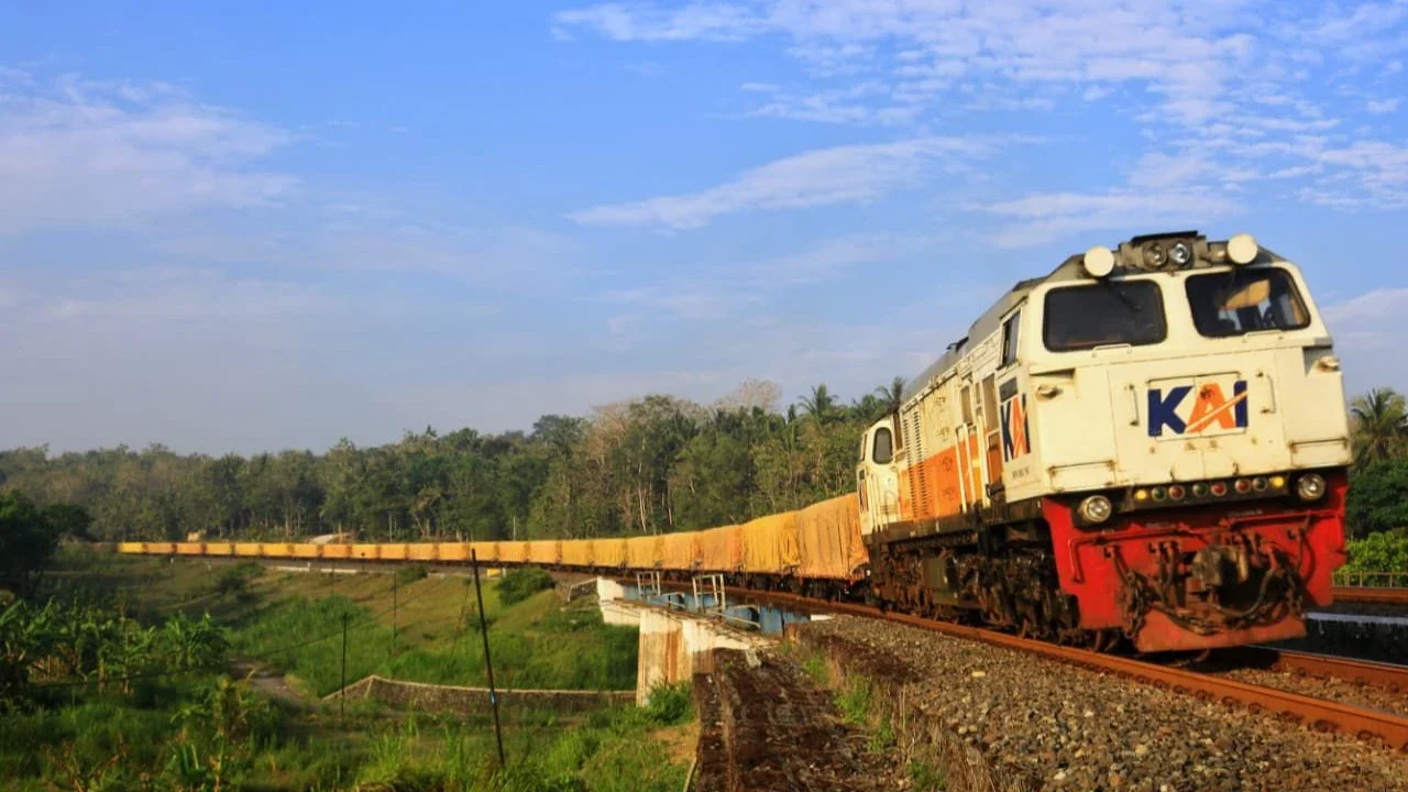 Perjalanan Kereta Api dari Daop 6 Tepat Waktu Pasca Normalisasi Jalur Bekasi Timur