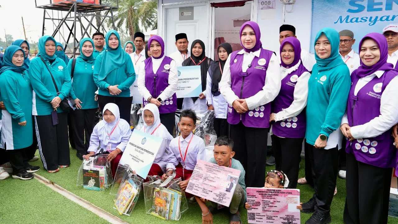 Ketum Posyandu Tri Tito Karnavian Dorong Pemulihan Warga Huntara Aceh Utara Lewat Bantuan Sosial & Senam Sehat