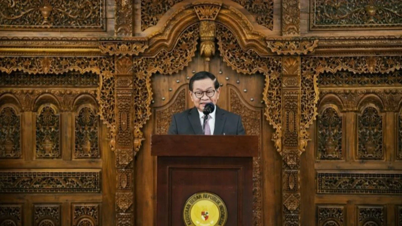 Pramono Anung Janji Lengkapi Fasilitas Gerakan Pilah Sampah di Jakarta