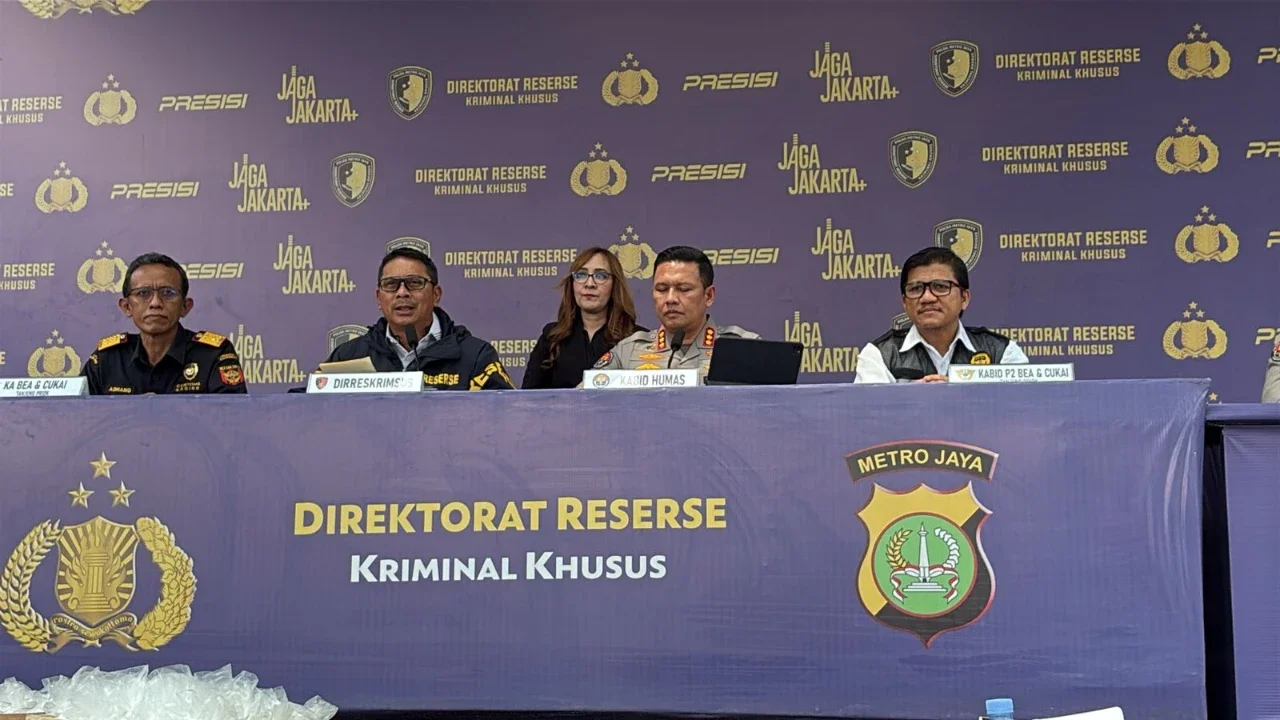 Polda Metro Jaya membongkar penyelundupan satu ton merkuri ke Filipina