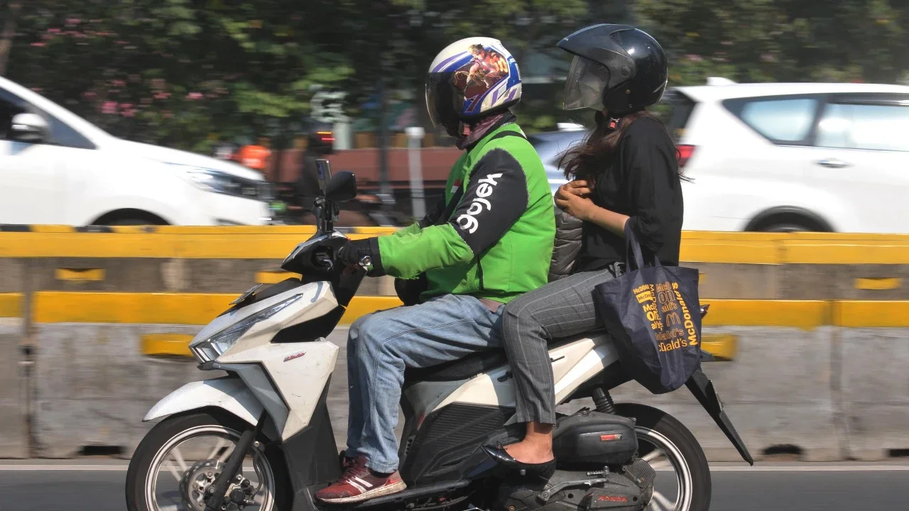 Cerita Lokasi Favorit Ojol Antar Pesanan, Ada Tempat Penitipan hingga Satpamnya Ramah