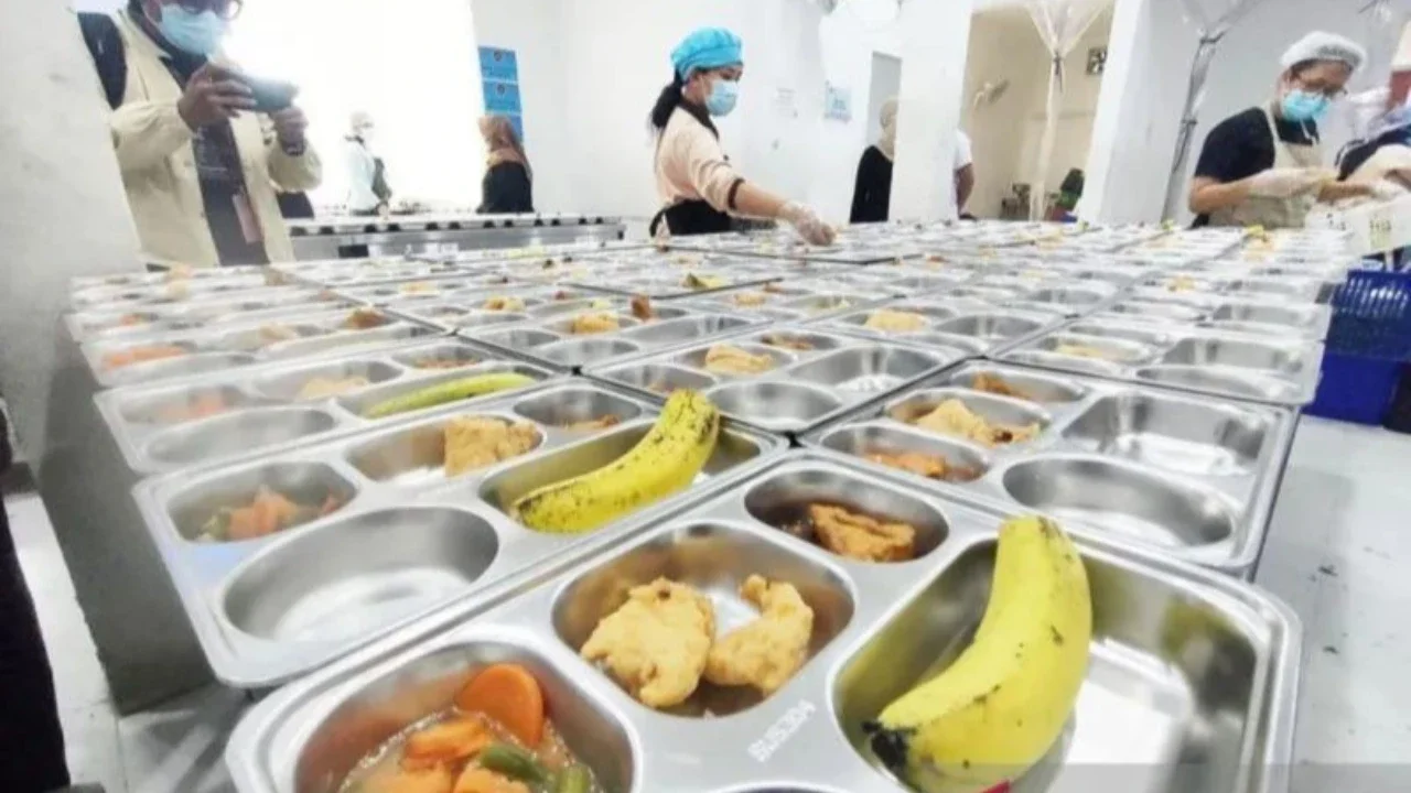 Pemerintah Pangkas Anggaran MBG Jadi Rp268 Triliun