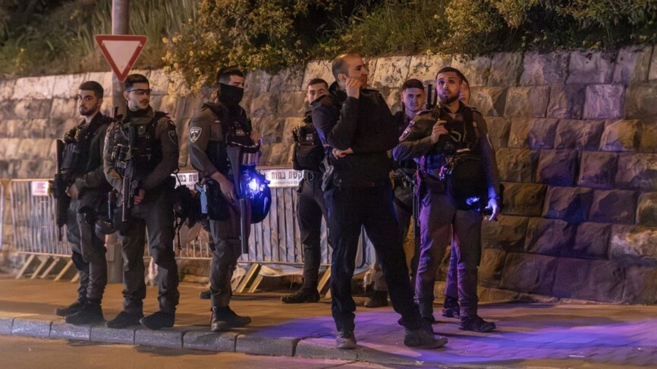 Polisi Israel Larang Masuk Jurnalis Asing yang Kritis terhadap Israel, Artikel Mereka Dipantau