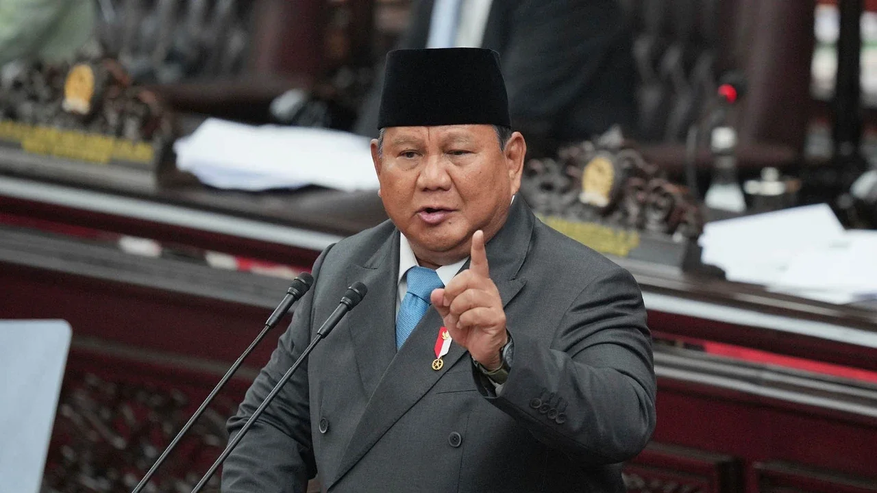 Presiden Prabowo Subianto menyampaikan pidato dalam Rapat Paripurna ke-19 DPR RI Masa Persidangan V Tahun Sidang 2025-2026 di kompleks Parlemen, Jakarta, Rabu (20/5/2026).