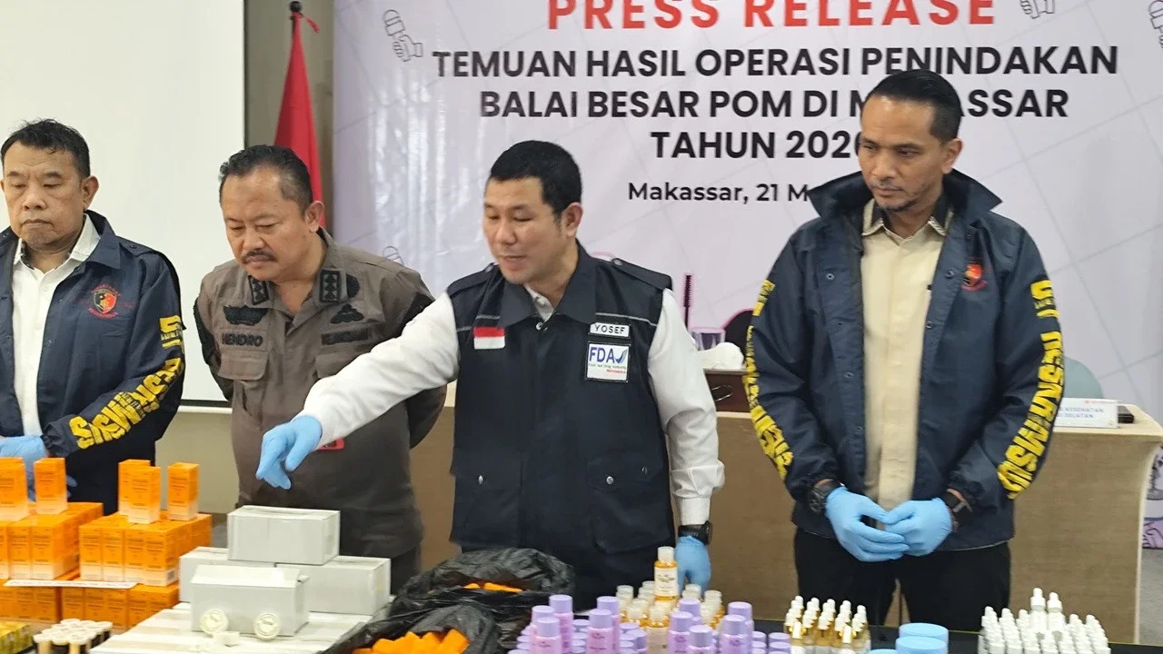 Akal Bulus Tersangka Produksi Skincare Bermerkuri, Hanya Gunakan Mixer Raup Omzet Rp65 Juta per Pekan
