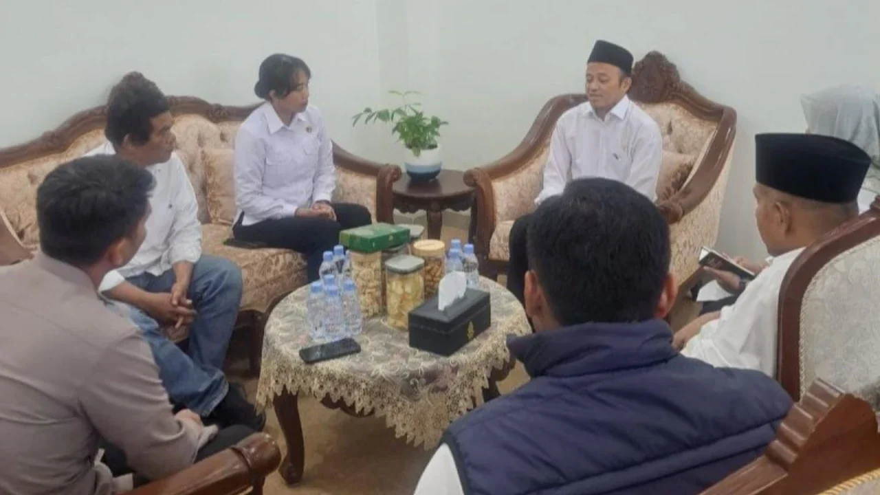 Polrestabes Semarang membuka pintu bagi korban dugaan pelecehan seksual oleh oknum dosen UIN Semarang untuk melapor, menjamin perlindungan dan proses hukum yang profesional.