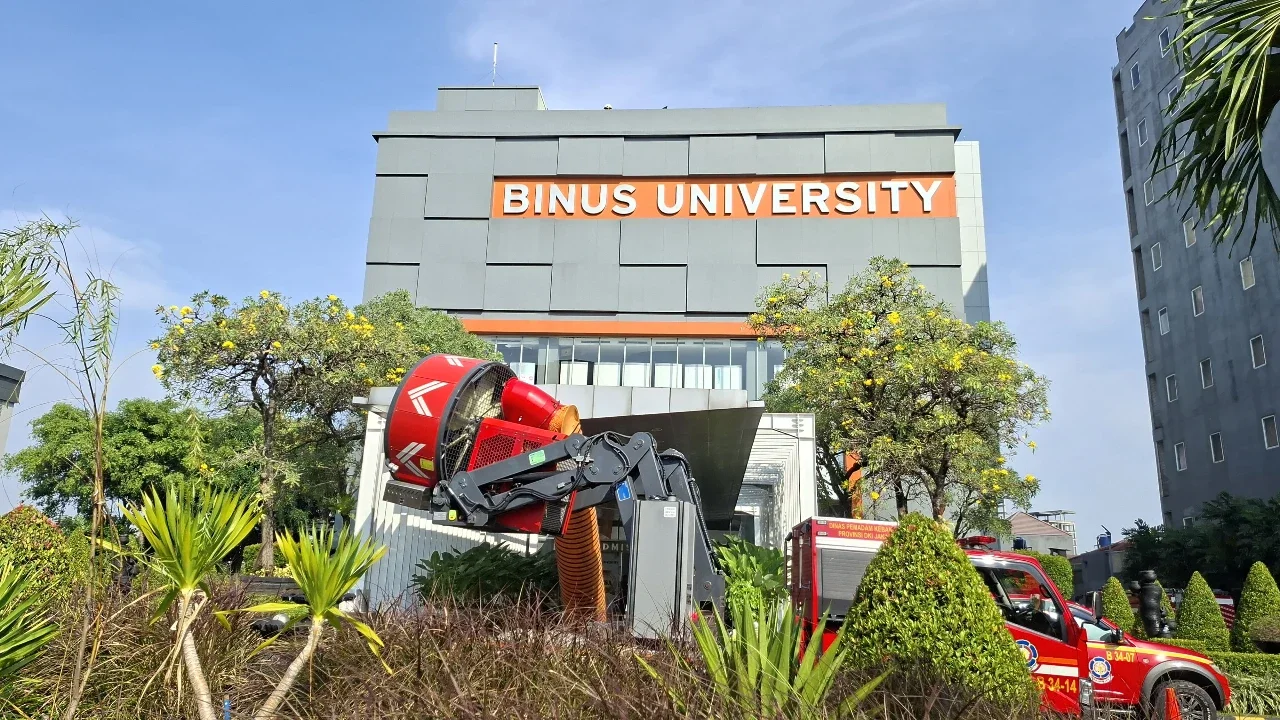 Polisi Selidiki Penyebab Kebakaran di Auditorium Binus