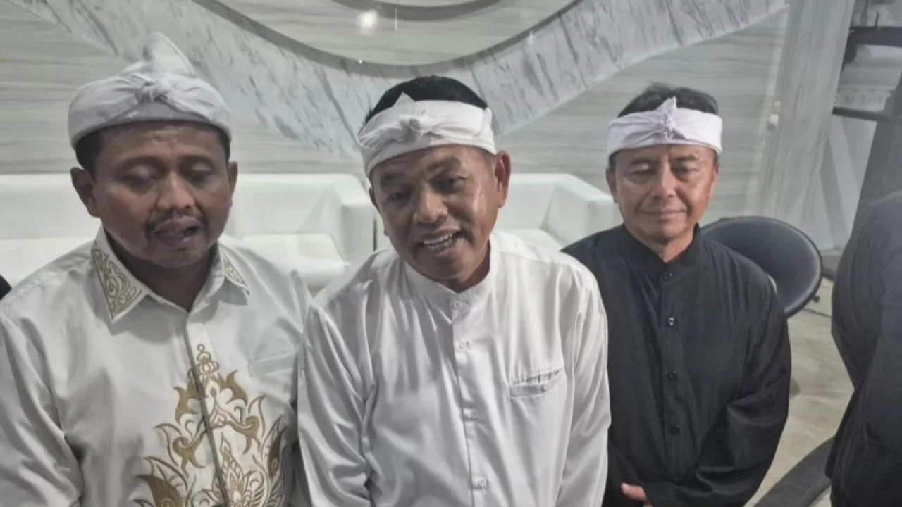 Persib Selangkah Lagi Juara, KDM Imbau Bobotoh Rayakan dengan Tertib