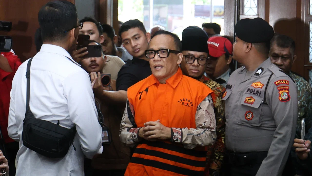 Mantan Wakil Menteri Ketenagakerjaan (Wamenaker) Immanuel Ebenezer Gerungan alias Noel saat menghadiri sidang  tuntutan atas kasus dugaan pemerasan dan penerimaan gratifikasi terkait pengurusan sertifikat K3 di kementerian Ketenagakerjaan di Pengadilan Tipikor Jakarta, Senin (18.05/2026).