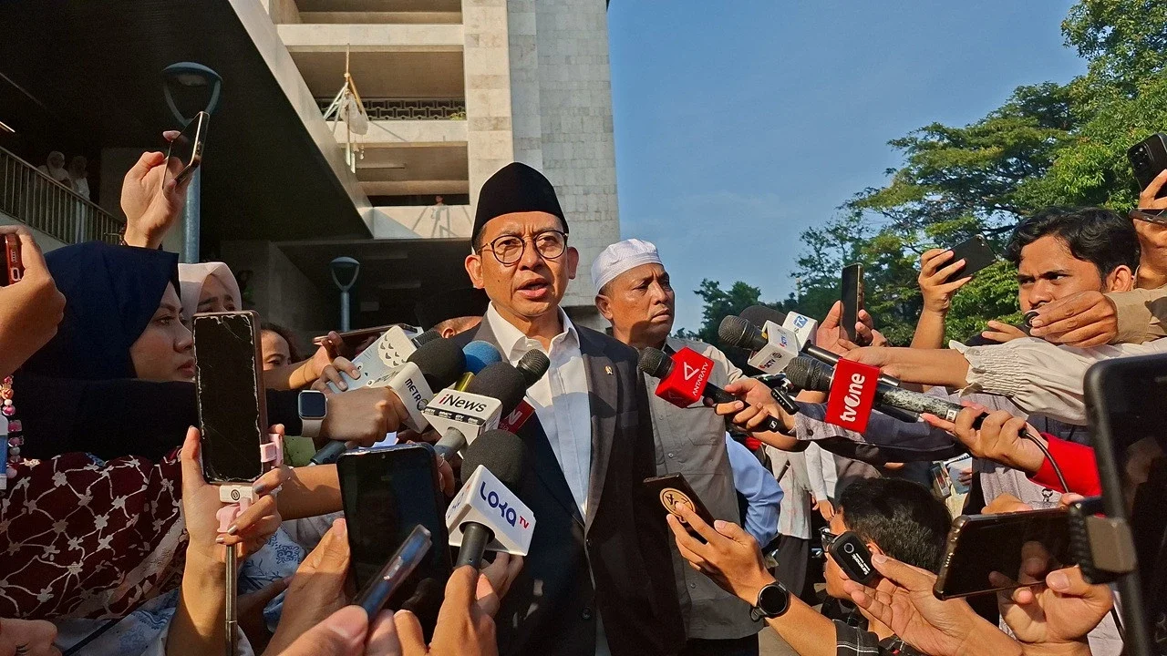 Menbud Fadli Zon hingga Mensos Gus Ipul Buka Suara Soal Kunjungan Kerja Prabowo ke Prancis saat Momen Iduladha