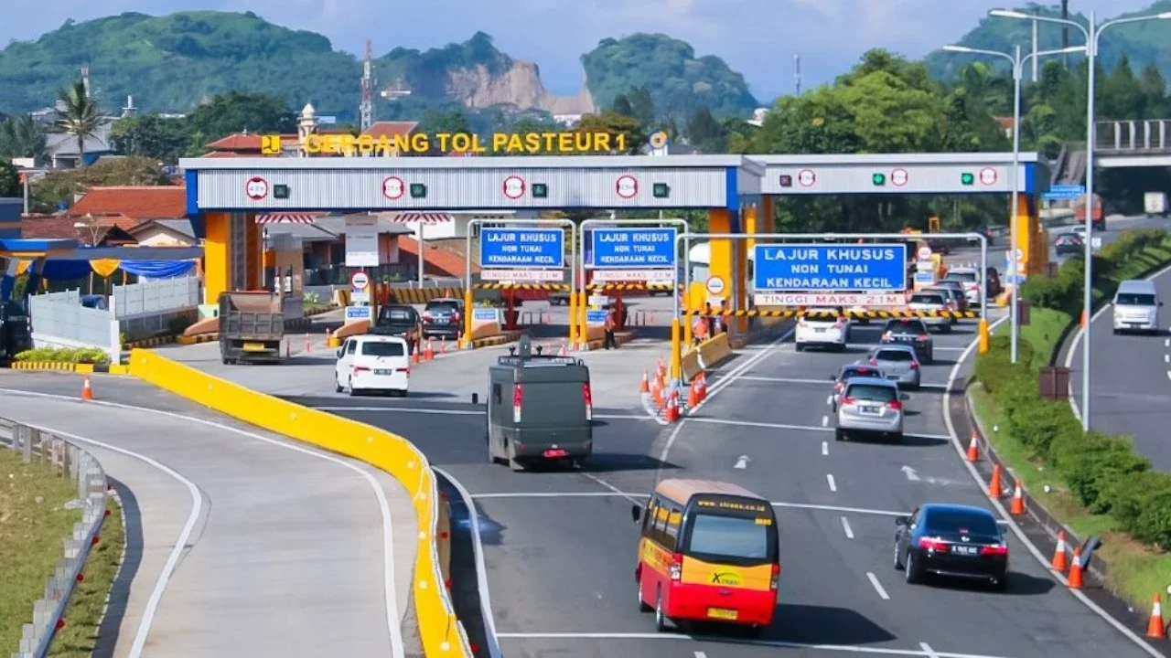 Long Weekend, 90 Ribu Kendaraan Serbu Kota Bandung Hari Ini