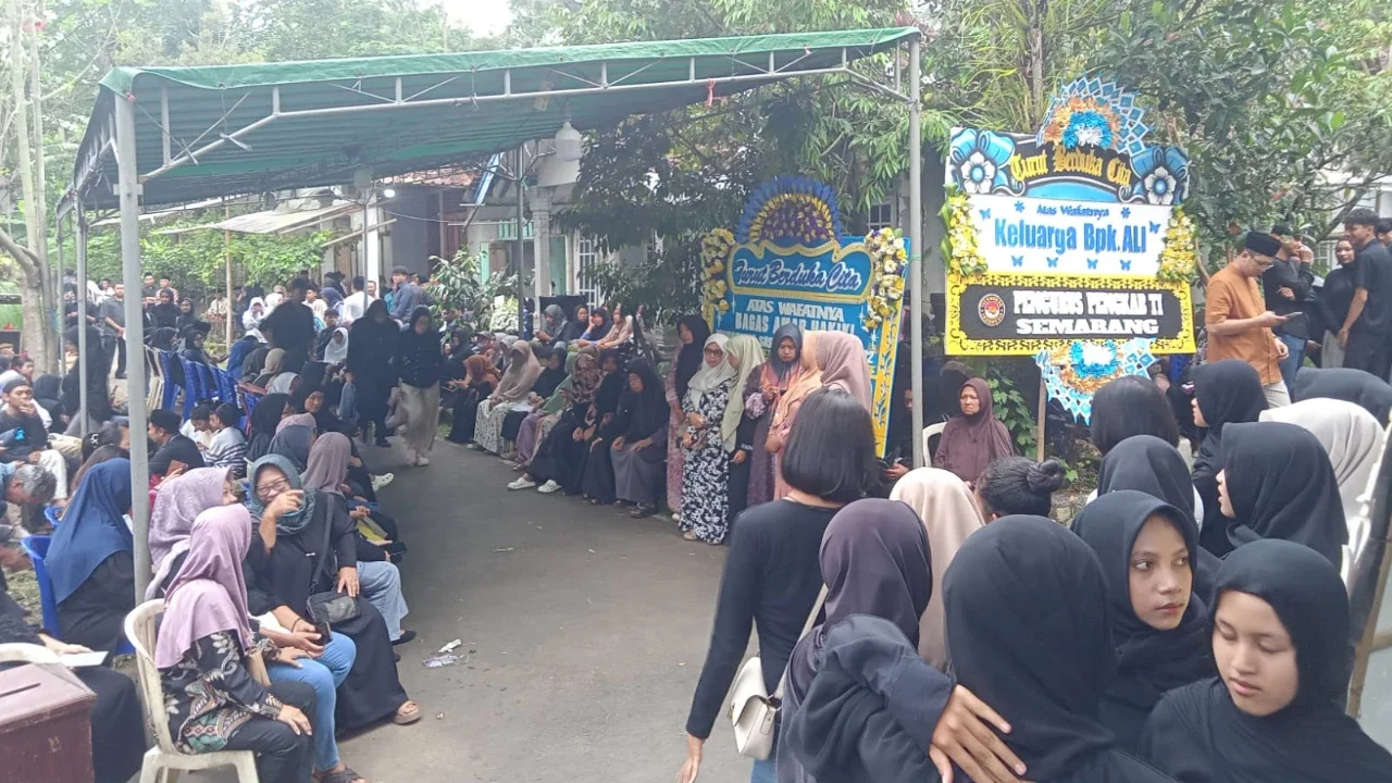 Kisah Satu Keluarga Meninggal saat Glamping di Temanggung, Sosok Ali Punya Anak Berprestasi