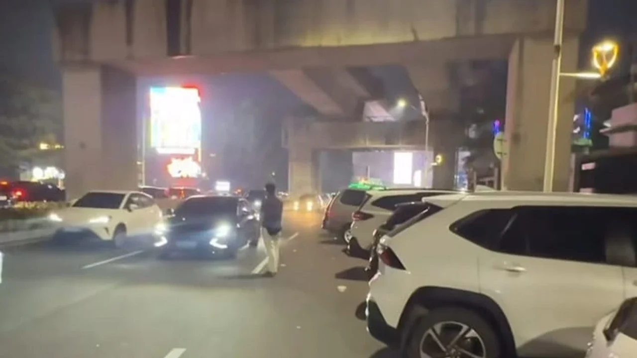 Viral Parkir Semrawut di Kawasan Blok M hingga Depan Kejagung, Ditlantas dan Dishub Diminta Tertibkan