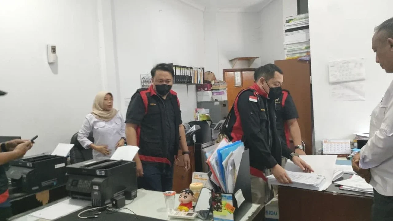 Kejati Jabar Geledah Kantor DPRD Indramayu, Usut Dugaan Korupsi Tunjangan Perumahan