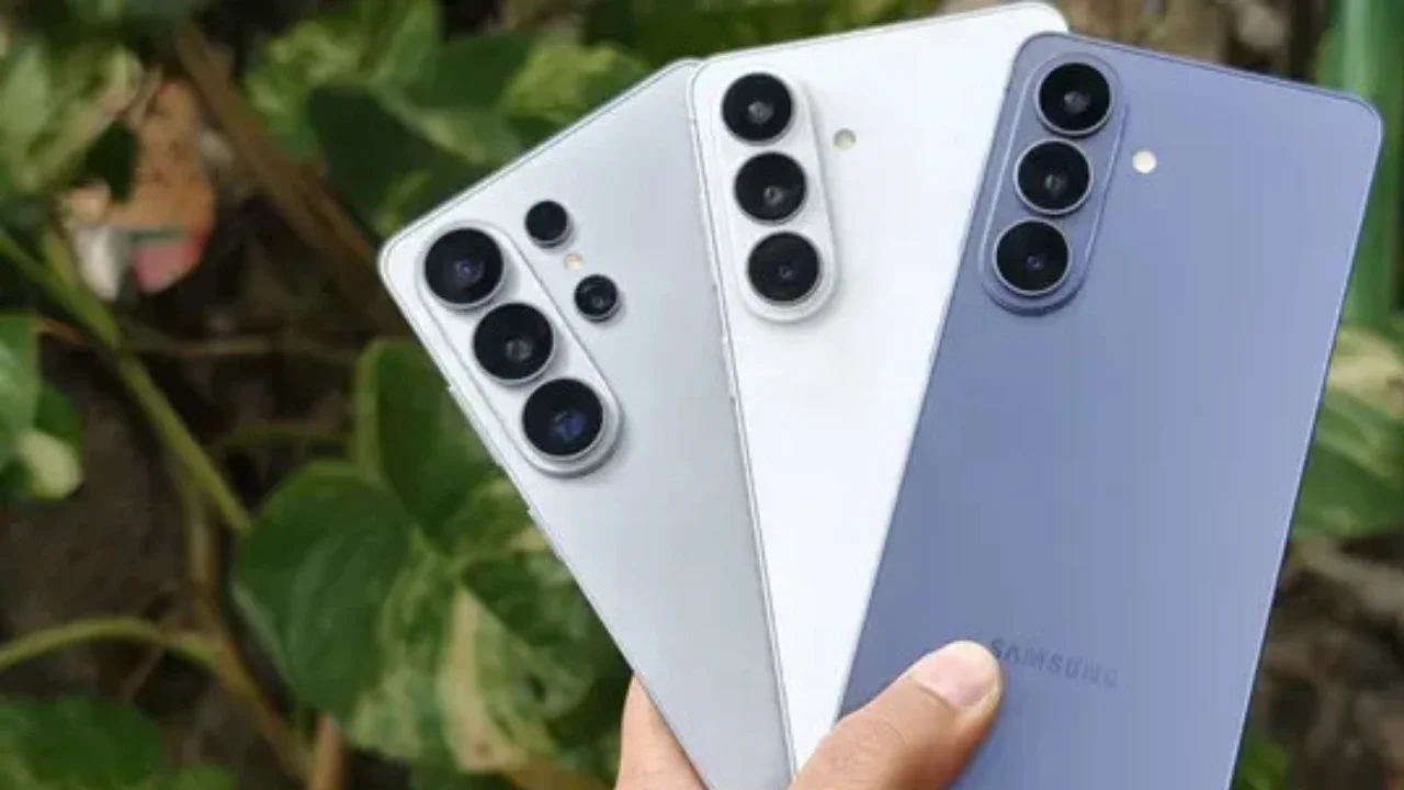 Galaxy S26, Galaxy S26 Plus, dan Galaxy S26 Ultra. (Liputan6.com/ Yuslianson)