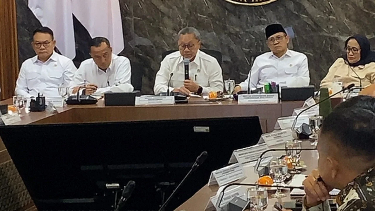 Zulhas Ungkap Jual Beli Titik SPPG Bikin Anggaran Program MBG Boros, Minta Waktu Sebulan Berbenah