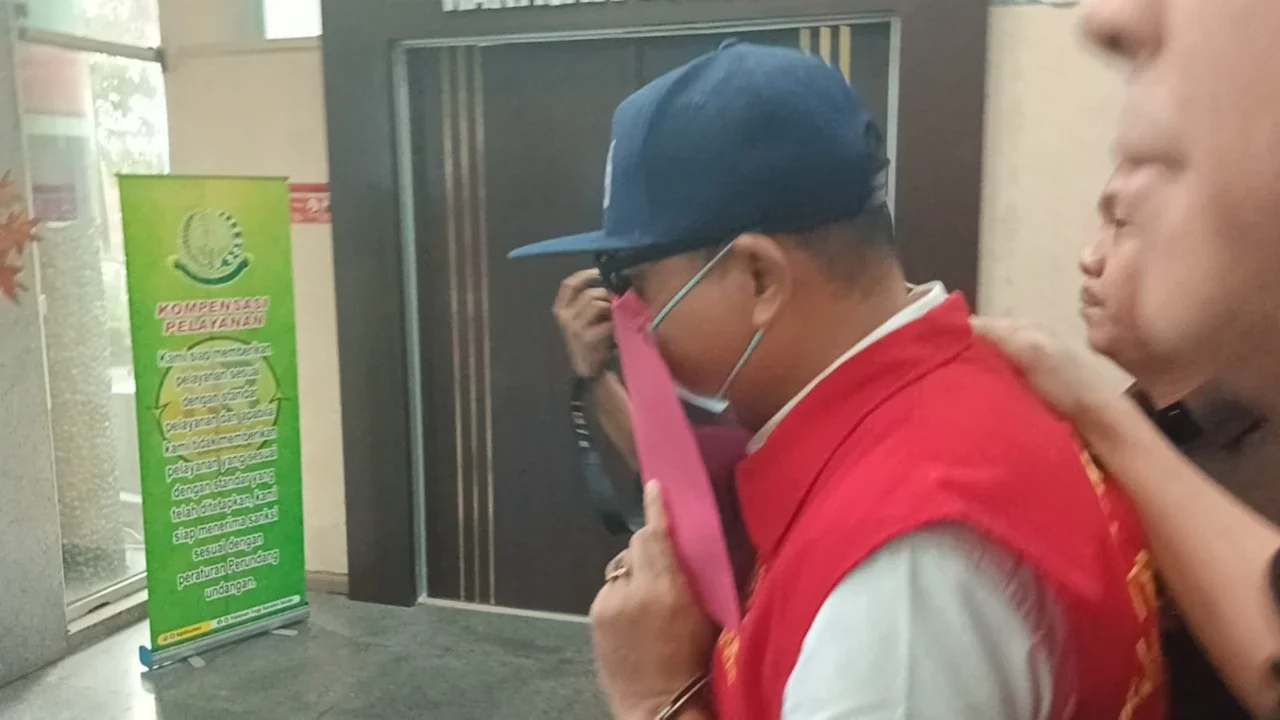 Baru Pulang Haji, Eks Kacab Bank BUMD di Sumsel Langsung Ditahan Kasus Korupsi KUR Rp 3,9 Miliar