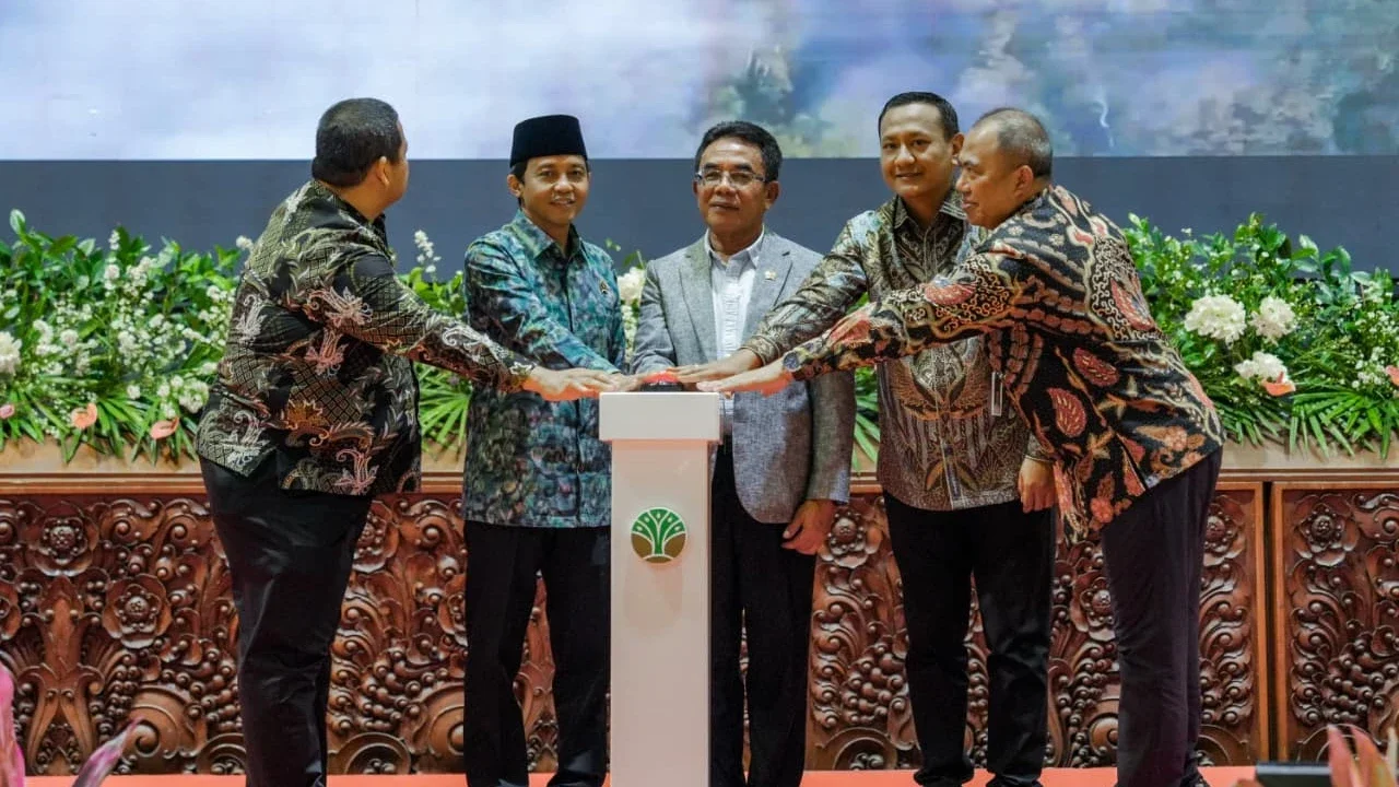 Lewat DSS Jaga Rimba, Raja Antoni Perkuat Implementasi One Map Policy Kehutanan