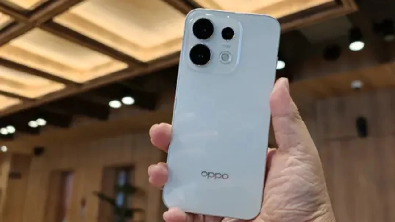 Oppo Reno16 Series Bawa AI dan Kamera 50MP, Apa Bedanya. (Doc: Oppo Indonesia)