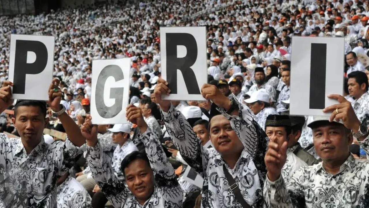 Prabowo Ungkap Alasan Gaji Guru di Indonesia Tak Bisa Membaik, Singgung Kebocoran Anggaran