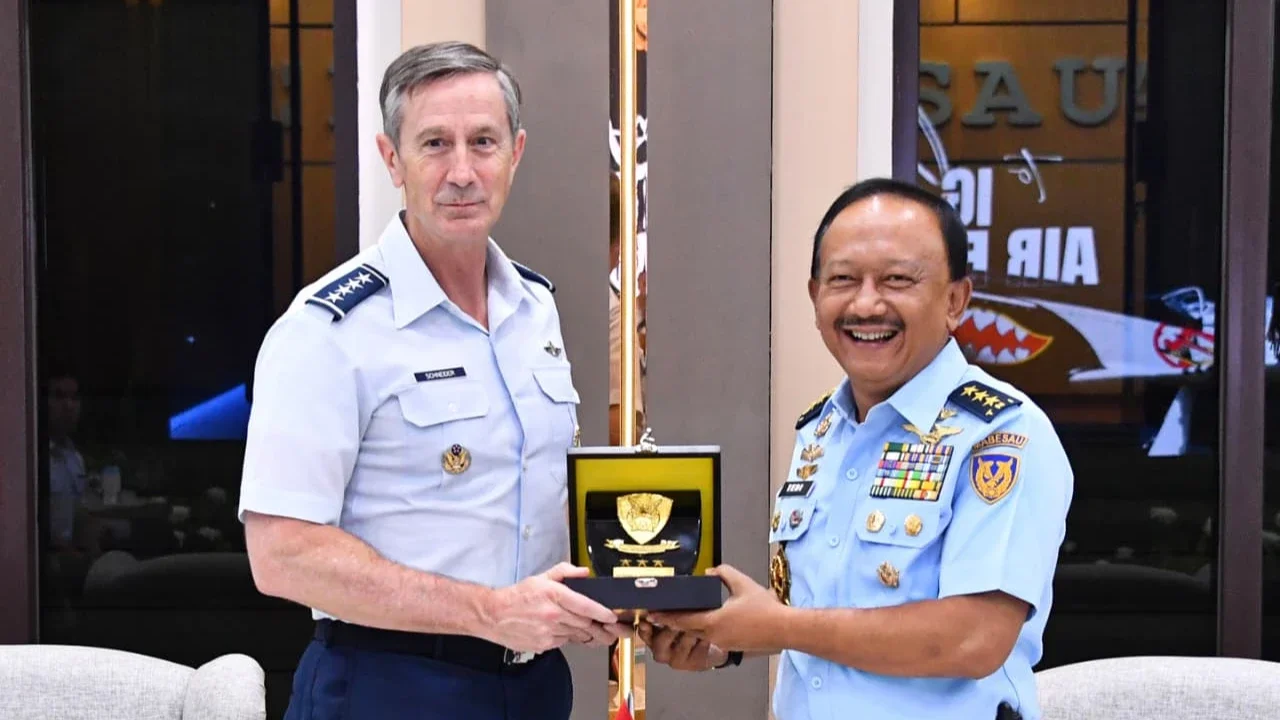 Pangkoopsudnas Dampingi Wakasau Terima Kunjungan Kehormatan US COMPACAF