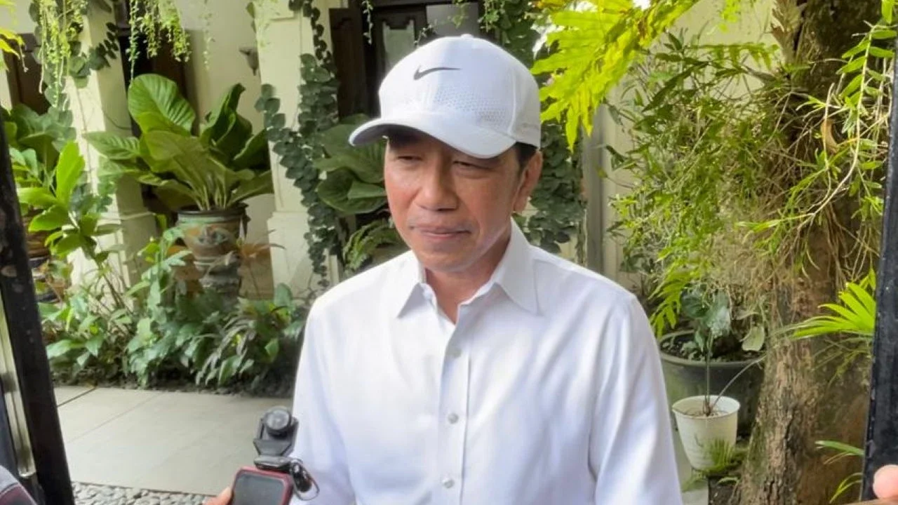 Namanya Disebut Nadiem saat Pembacaan Pledoi, Jokowi Bilang 