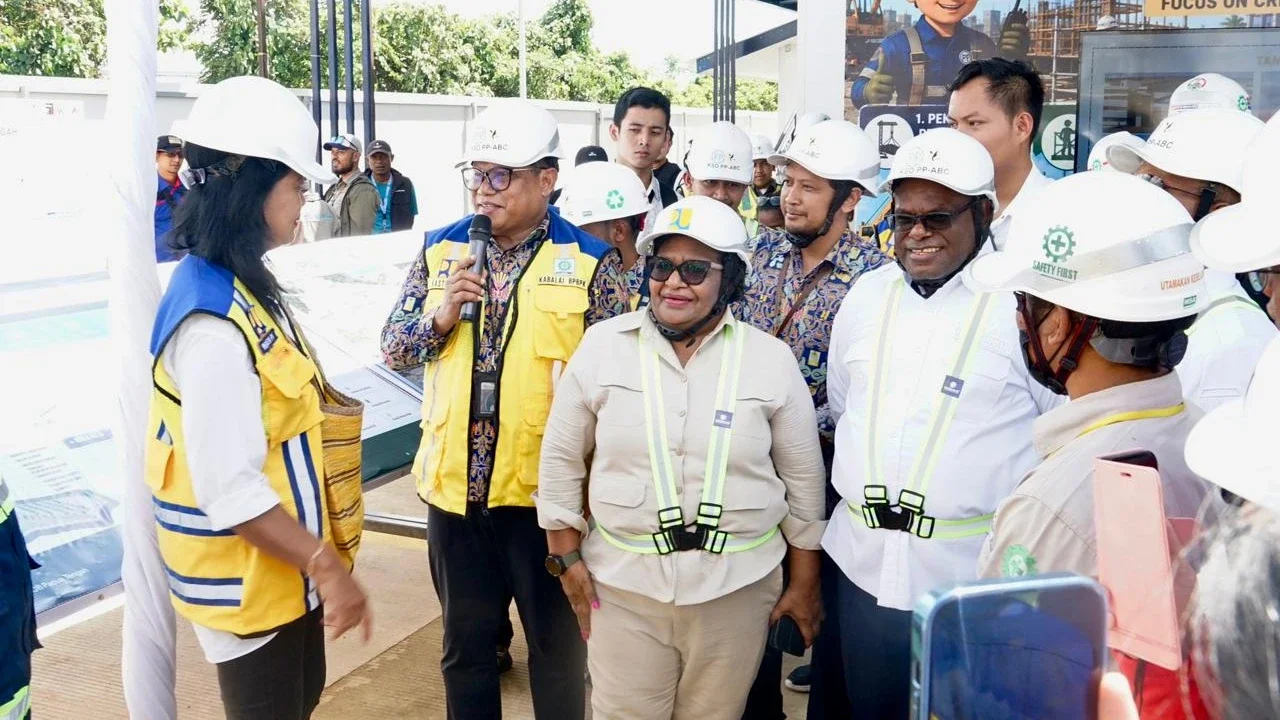 Wamendagri Ribka Haluk Kebut Pembangunan Infrastruktur DOB Papua Tengah