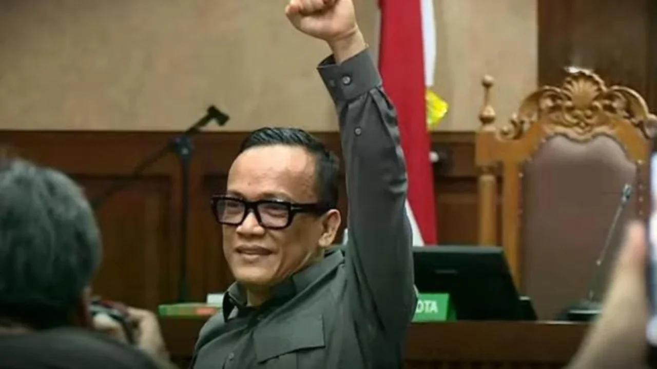 Wakil Menteri Ketenagakerjaan periode 2024--2025 Immanuel Ebenezer Gerungan alias Noel di Pengadilan Tipikor pada PN Jakarta Pusat, Kamis (4/6/2026). (Tangkapan layar Youtube Liputan6.com).