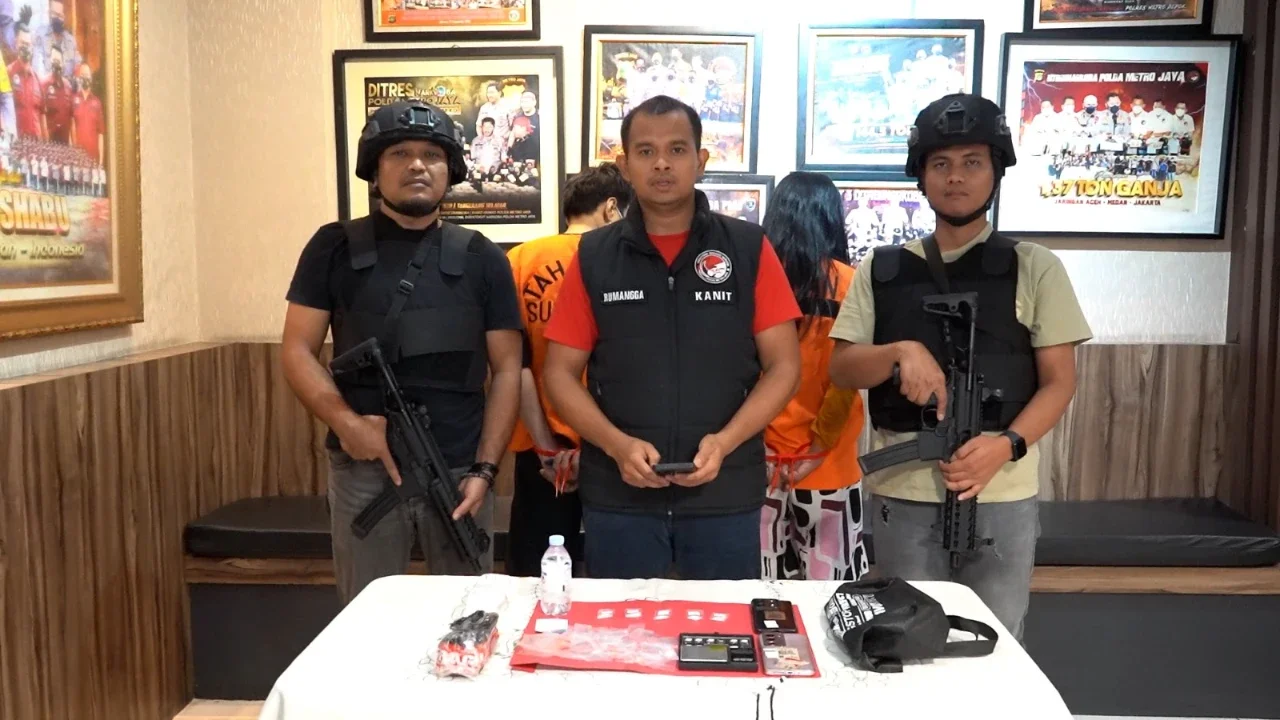 Edarkan Narkoba di Bekasi, Pasangan Suami Istri Diciduk Polisi