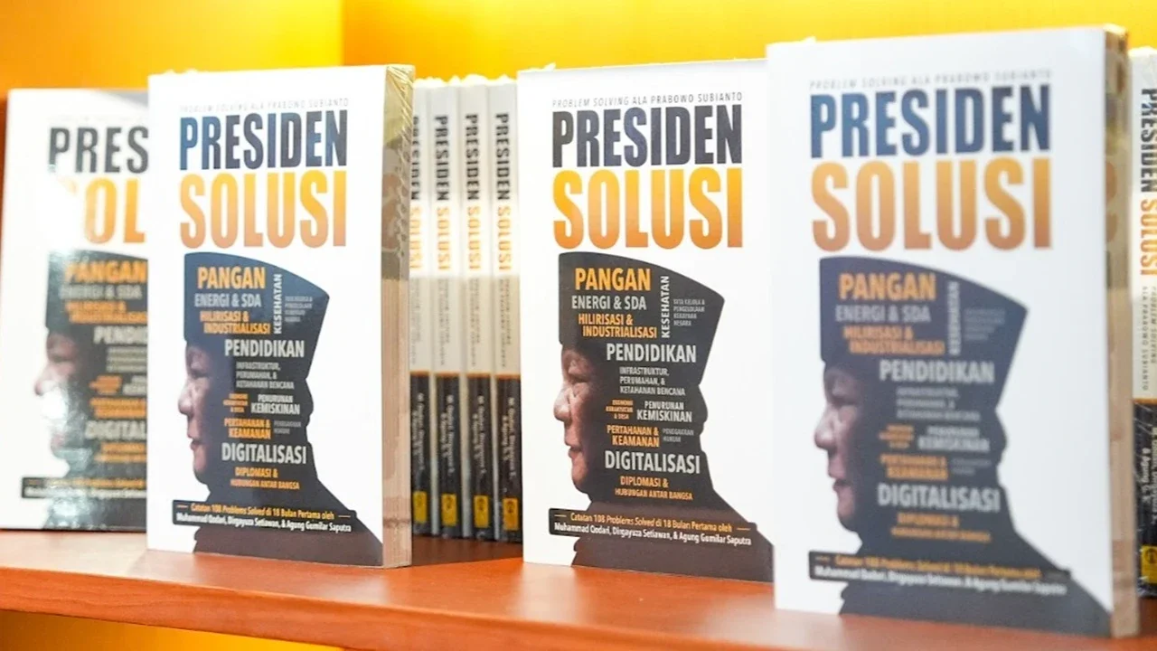 Buku 'Presiden Solusi' Rangkum 108 Persoalan yang Diselesaikan Prabowo dalam 18 Bulan