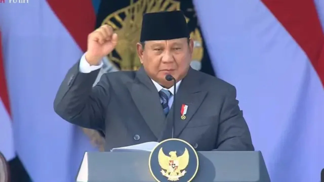 Kesan Guru MI Pertama Kali Bertemu Prabowo: Ternyata Glowing, Ganteng, dan Berwibawa
