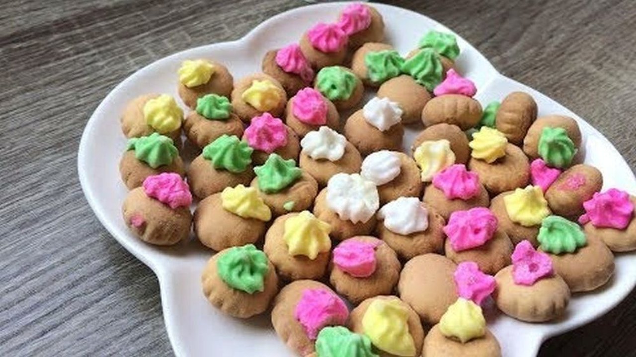 Cara Membuat Biskuit Gem Rose, Mudah Dipraktikkan