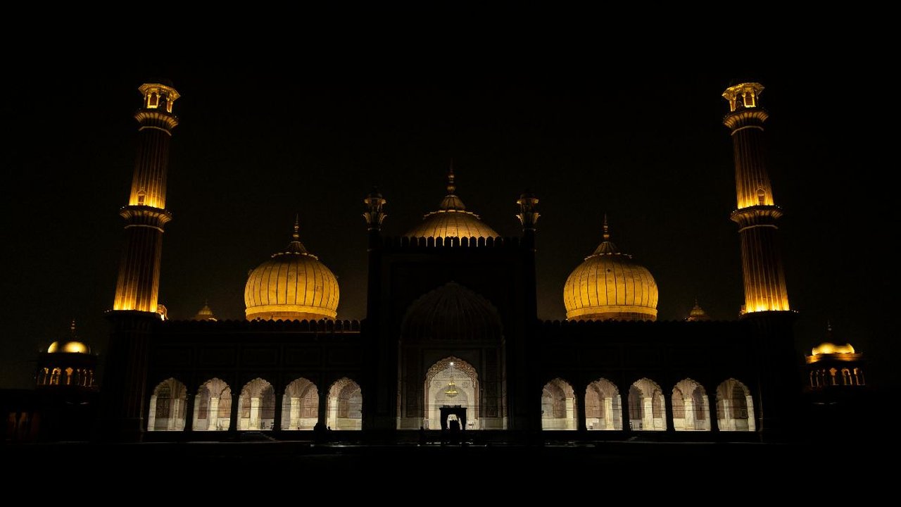 Doa Lailatul Qadar Allahumma Innaka, Ketahui Arti dan Keutamaannya