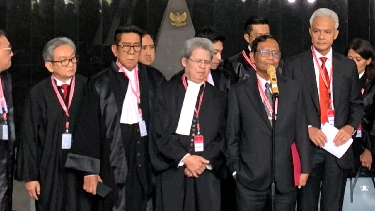 Ahli dari Kubu AMIN Bongkar Fakta, Ketua KPU Protes Langsung Dilarang Hakim MK