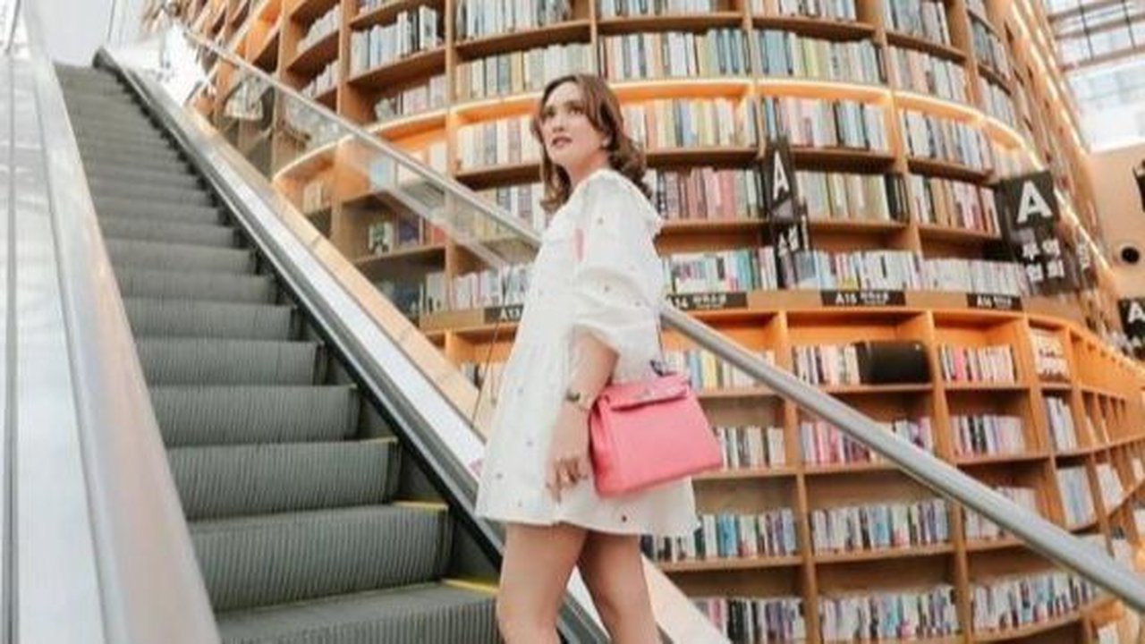Gayanya Selalu Elegan, 8 Foto Shandy Aulia Lanjut Liburan ke Korea Sepulang dari Dubai