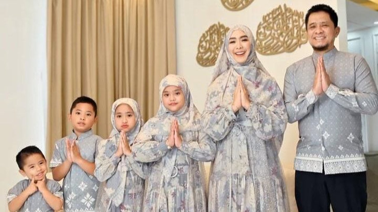 Punya Bisnis Busana Muslim hingga Mukena, Deretan Artis Ini Kebanjiran Omzet selama Ramadan