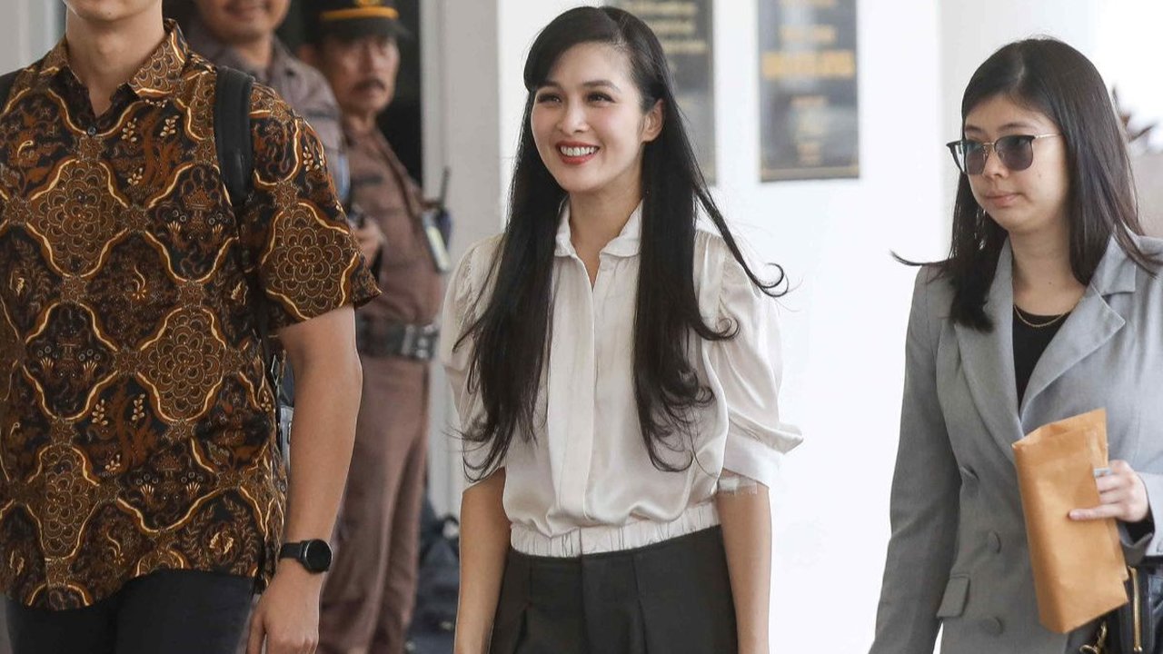 VIDEO: Blak-blakan Kejagung Periksa Sandra Dewi Dalami Aliran Duit Korupsi Harvey Moeis