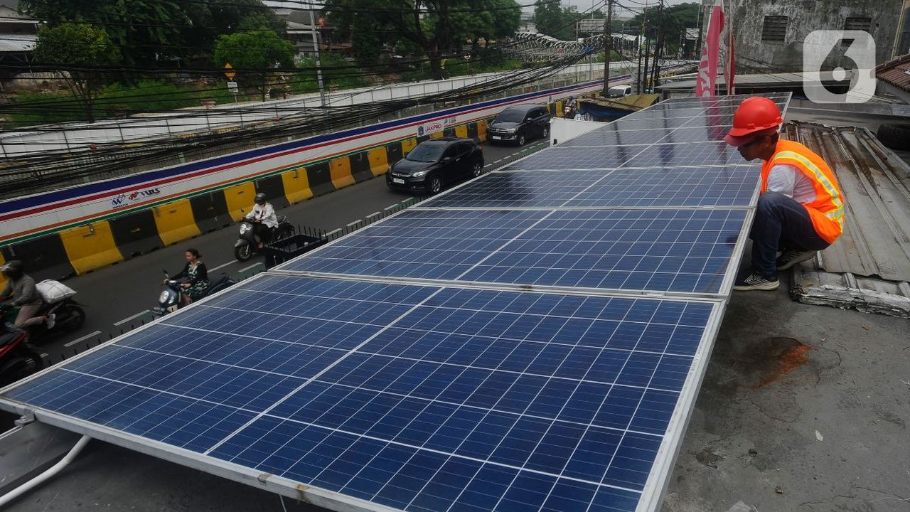 Dukung Transisi Energi, PLN Indonesia Power Kebut Pembangunan PLTS 500 MW dari Proyek Hijaunesia