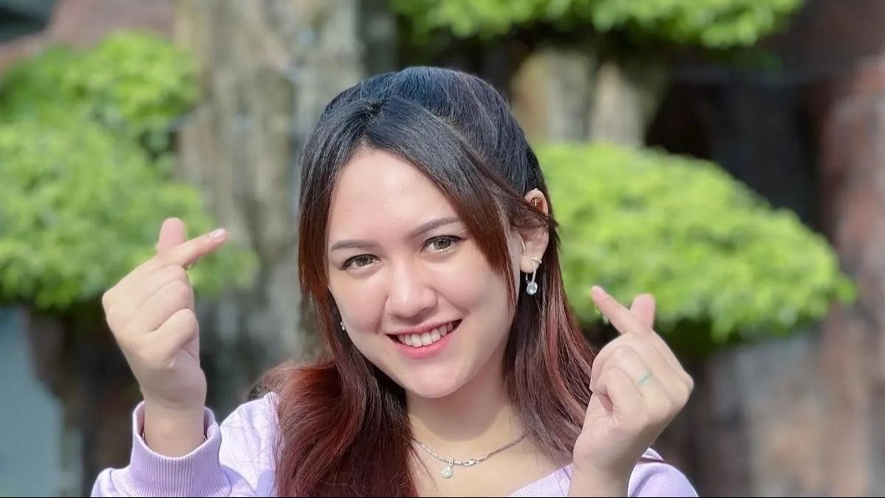 Siap Untuk Menikah, Begini Kisah Awal Pertemuan Happy Asmara & Gilga Sahid