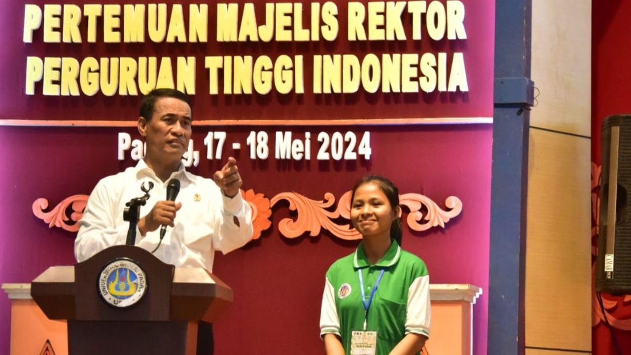 Dalam Majelis Rektor PTN di Padang, Mentan Amran Sambut Baik Kelompok Tani Mahasiswa