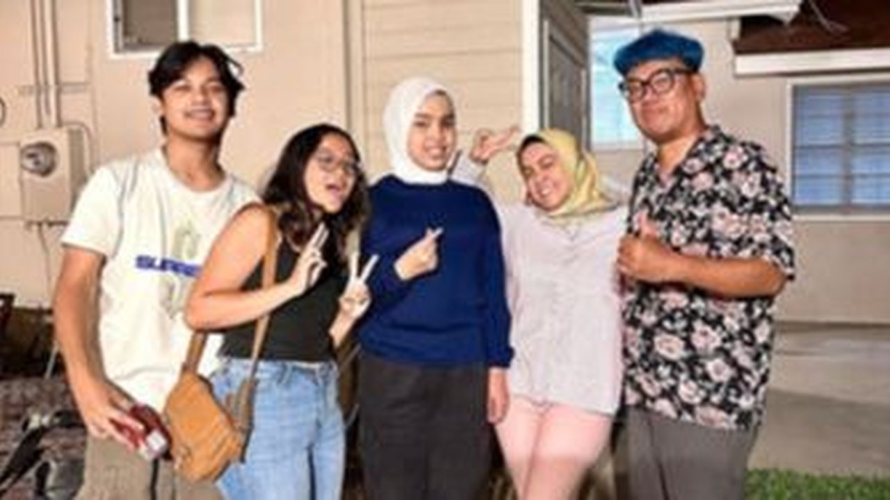 Makin Romantis, ini Potret Uya Kuya dan Astrid saat Rayakan Anniversary ke-21 di Amerika Serikat