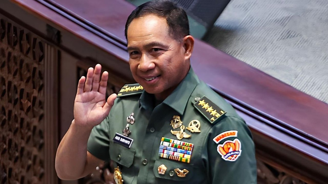 Injakkan Kaki di Kota Palu, Panglima TNI Disambut Tentara Cilik 'Bintang 2'