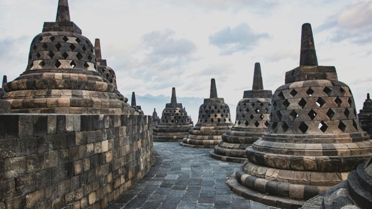 10 Destinasi Wisata Candi Paling Eksotis di Indonesia, Bisa Jadi Pilihan Liburan Bareng Keluarga
