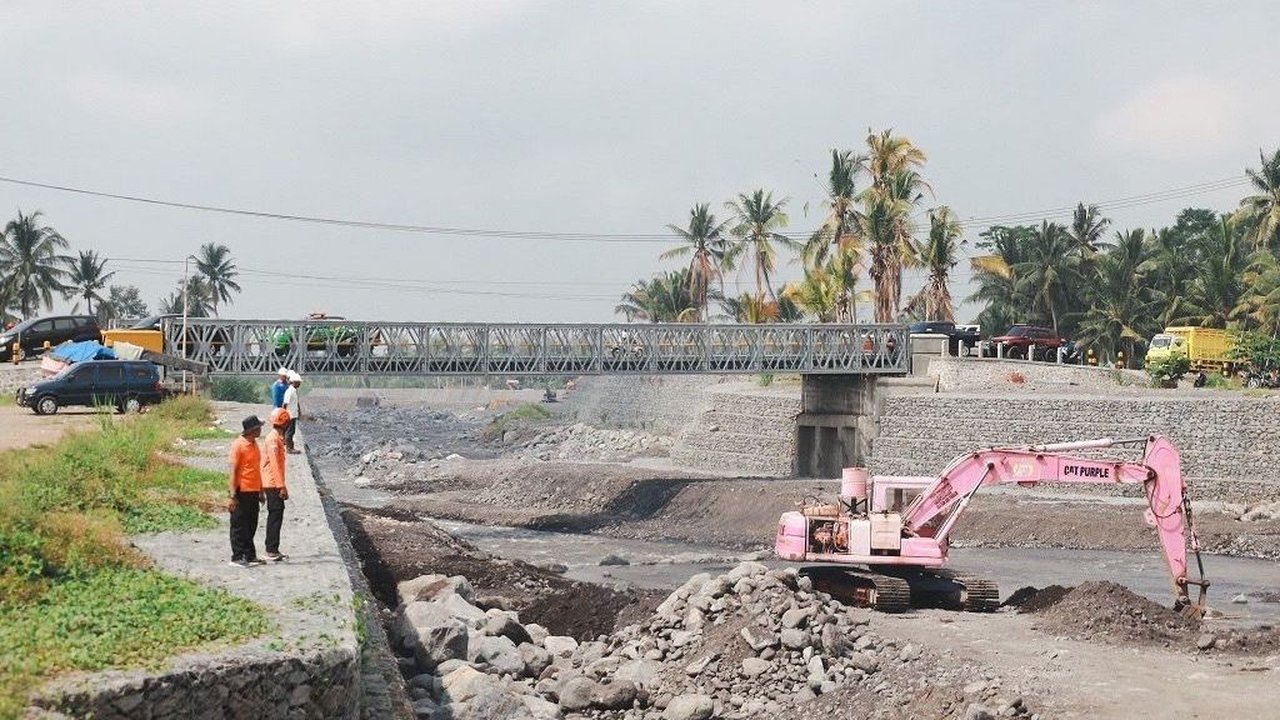 Dua Kali Putus Diterjang Banjir Lahar Semeru, Jembatan Bailey Kembali Bisa Dilalui